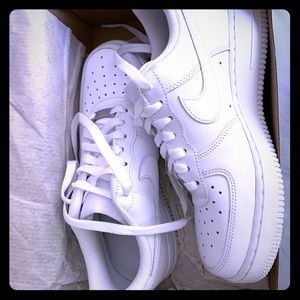 Nike Women’s Air Force 1